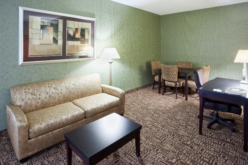 Best Western Plus ハリソンバーグ エクステリア 写真